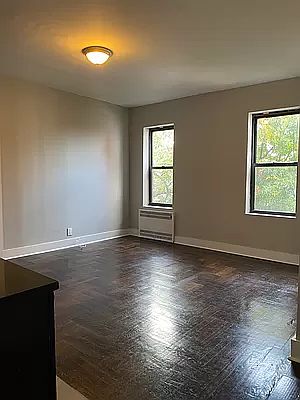 1st image of 31 E 21st St APT 4F
