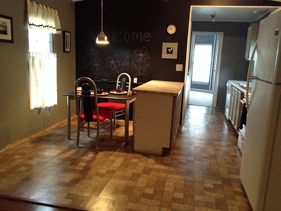 2nd image of 202 W Sunset Dr
