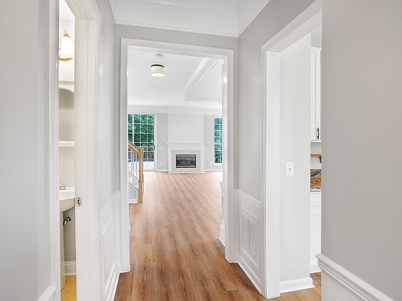 4th image of 11823 Limoux Pl