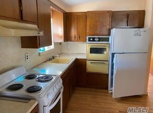 130-12 124th St FLOOR 2, South Ozone Park, NY 11420