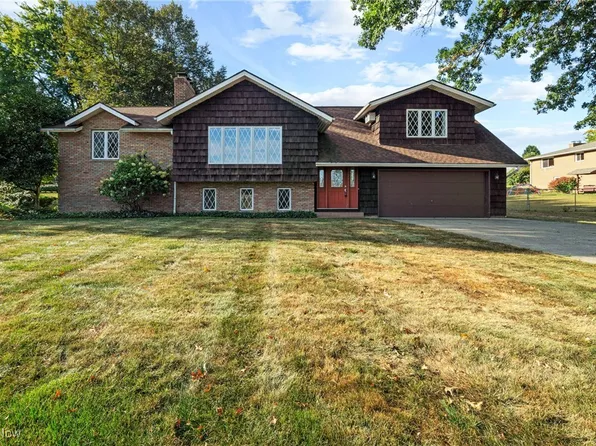 1616 Airpark Dr, Louisville, OH 44641