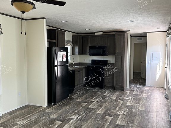 2nd image of 219 Windy Cir