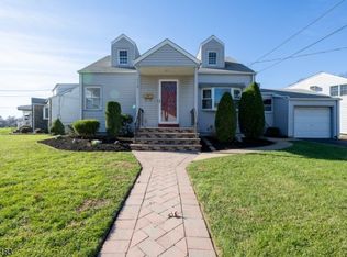 710 Palisade Rd, Union, NJ 07083