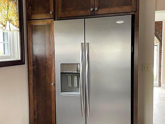 5th image of 1709 Chestnut Blvd