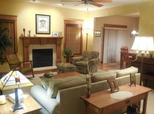 14410 Bryn Mawr Dr, Urbandale, IA 50323
