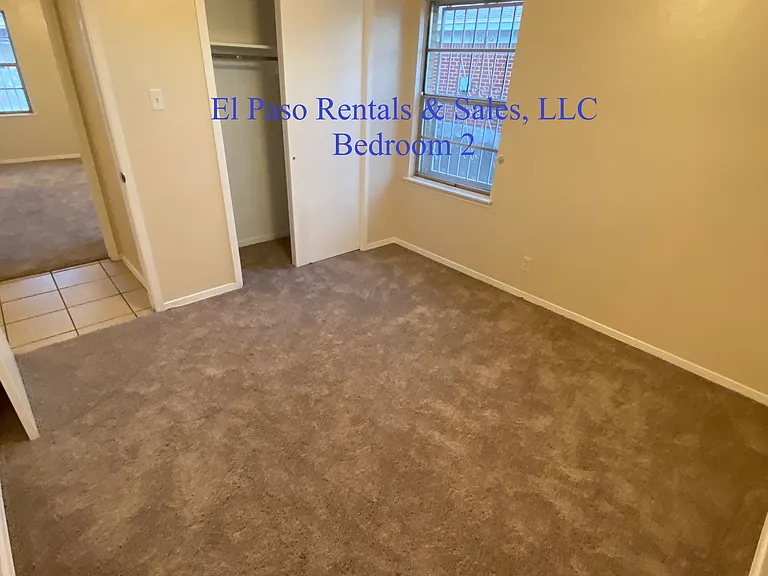 5625 Creston Ave — Photo 9