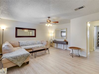 3841 Daisy St APT 18, Las Vegas, NV, 89119