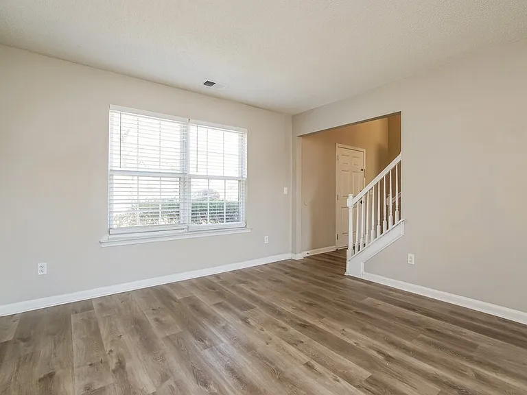 3323 Baseline Rd — Photo 4
