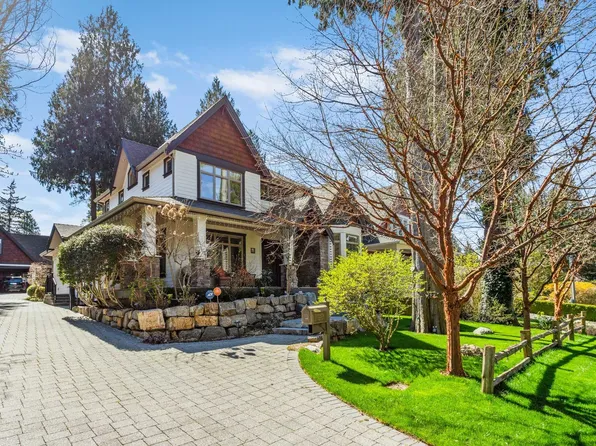 12576 26a Ave, Surrey, BC V4A 2M2