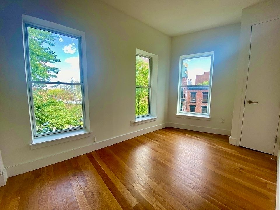 1st image of 125 Lefferts Pl APT 4D
