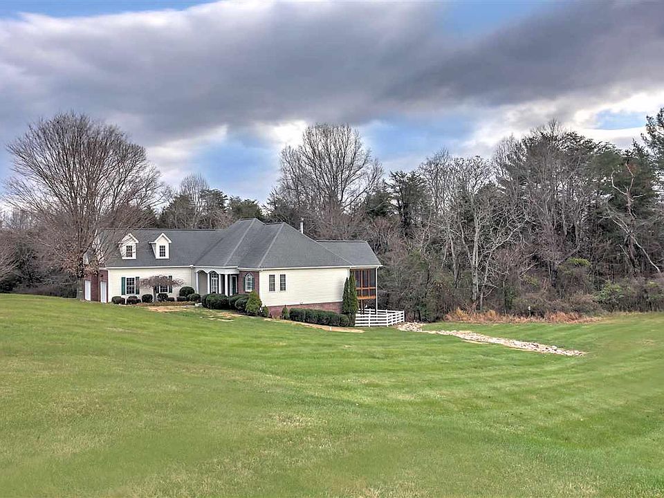 1st image of 286 Willow Creek Dr
