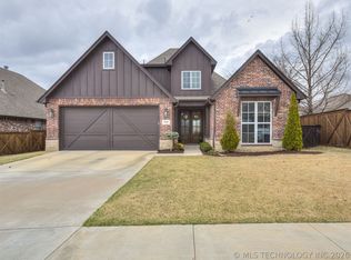 4713 E 146th St S, Bixby, OK 74008