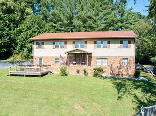 210 Hart Rd, Elizabethton, TN 37643