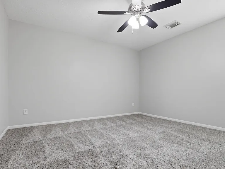 5727 Landon Creek Ln — Photo 17