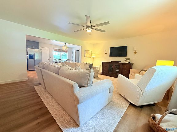 4th image of 82 Fairhope Dr