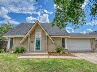 1720 Charles St, Norman, OK 73069