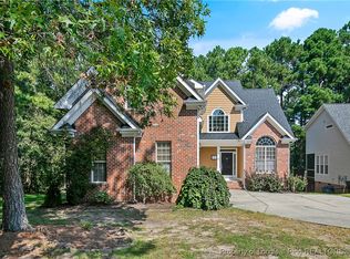 11 London Way, Spring Lake, NC 28390