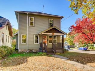 1698 Hewitt Ave, Saint Paul, MN 55104