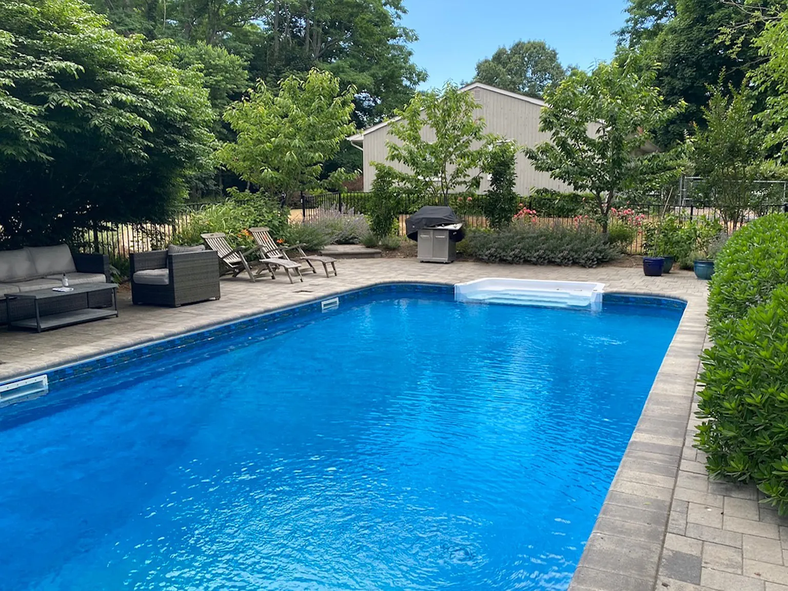 Spacious & Very Private Sag Harbor Home with Pool! — Photo 3