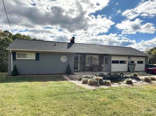 843 Nuway Cir NE, Lenoir, NC 28645
