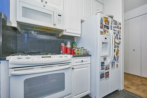 Rented by Keller Williams NYC | media 7