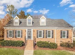 6308 S Point Dr, Charlotte, NC 28277