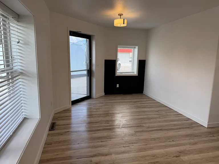 802 W Kemp Ave #1 — Photo 13
