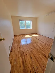 Rented by Metro Park Realty Inc