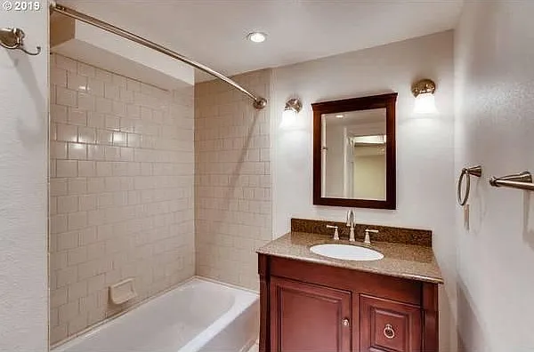 8115 SW Valley View Dr — Photo 13