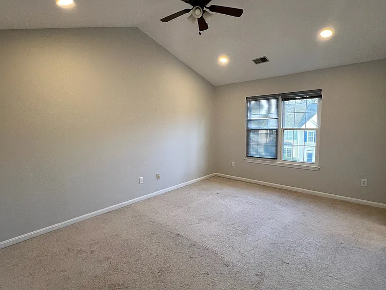 5942 Baron Kent Ln — Photo 11
