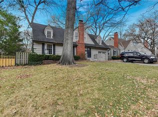 6832 El Monte St, Prairie Village, KS 66208