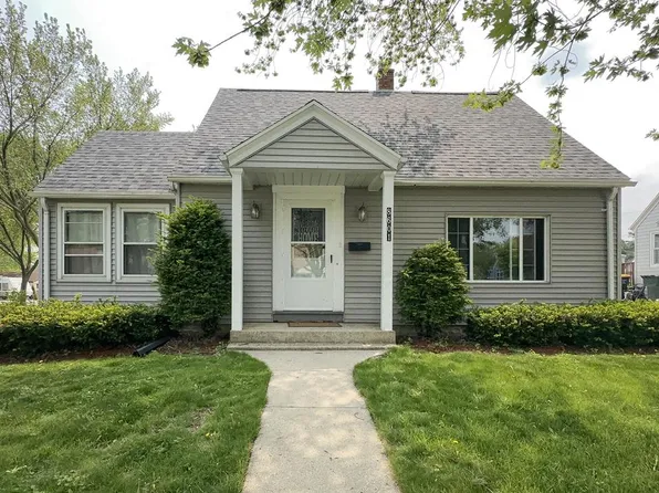 8601 W Dakota St, West Allis, WI 53227