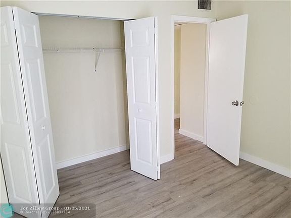 3rd image of 4445 Treehouse Ln APT 17F