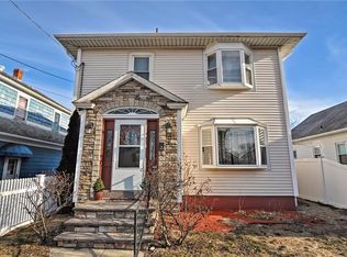 113 Burnside St, Cranston, RI 02910