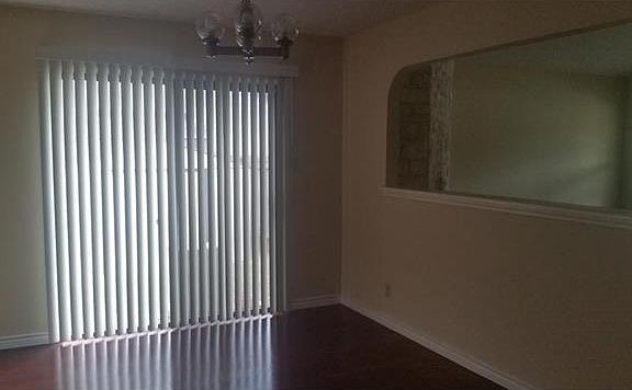 5th image of 8903 Black Oak St