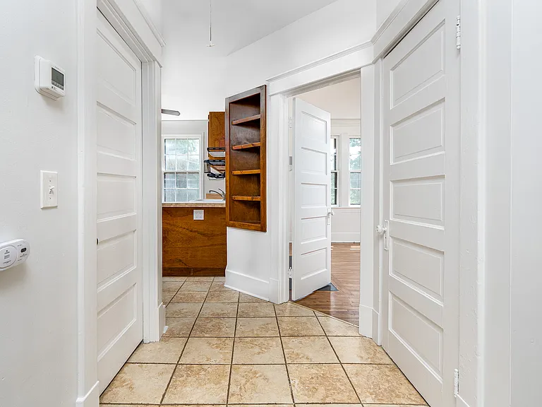 1309 Maxey Ln — Photo 11