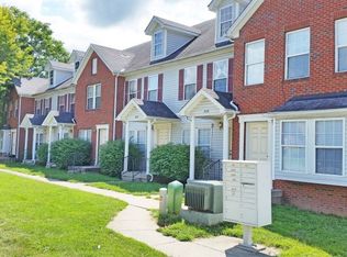 5544 Bayshore Ct, Louisville, KY 40258
