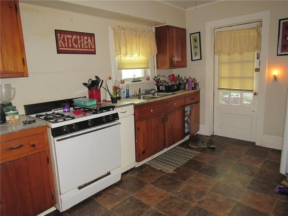 1st image of 45 Grant St #1