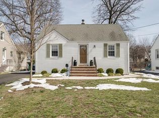 212 Stephenson Ave, Middlesex, NJ 08846