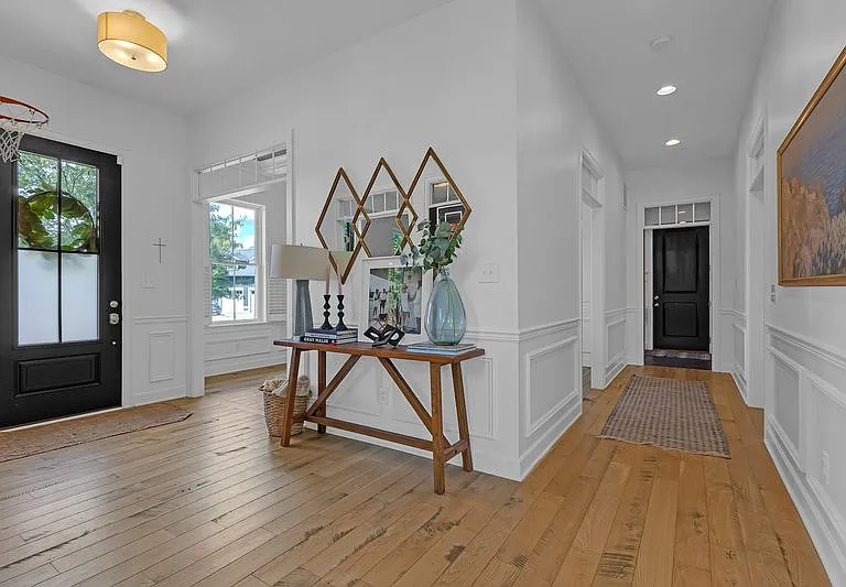 10420 Pagoda Way — Photo 4