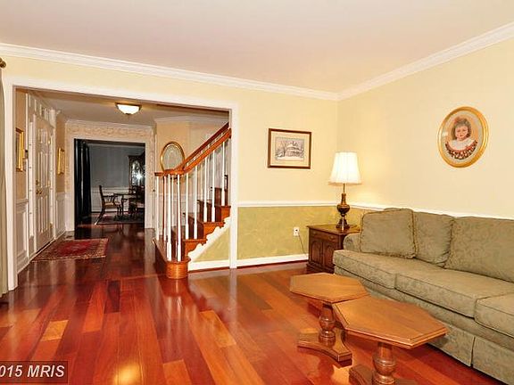 5th image of 20828 Grainery Ct
