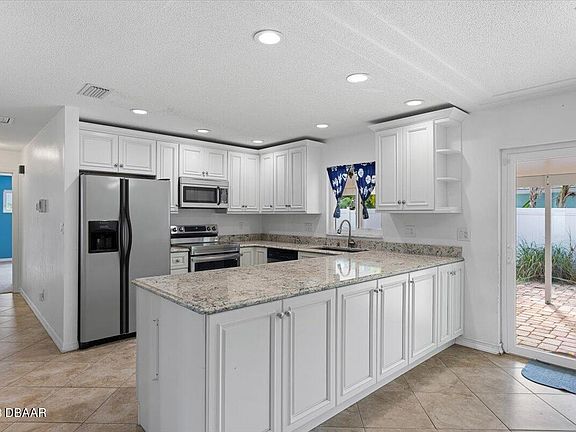 2nd image of 103 Inlet Shores Dr