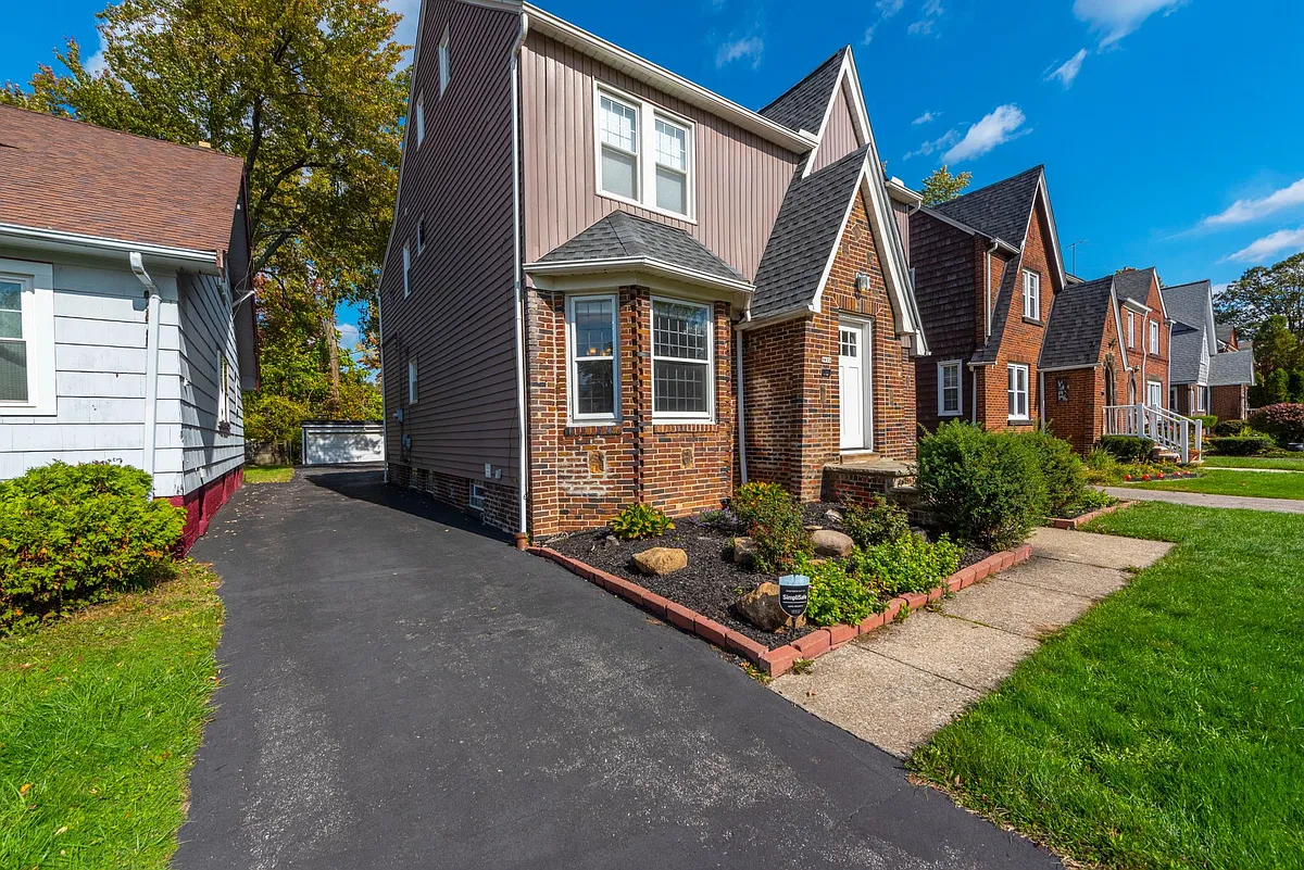 Building Photo - 3623 Antisdale Ave