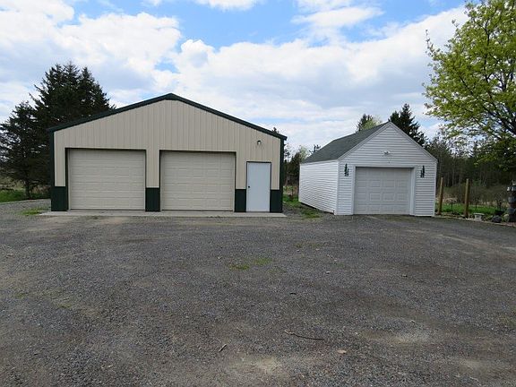 3rd image of 416 State Highway 13/34