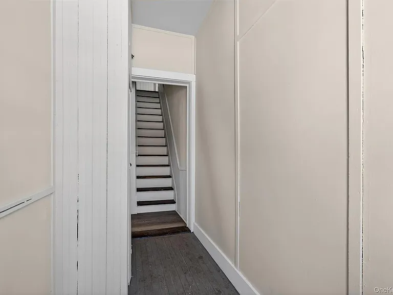 82 Jersey Ave — Photo 28