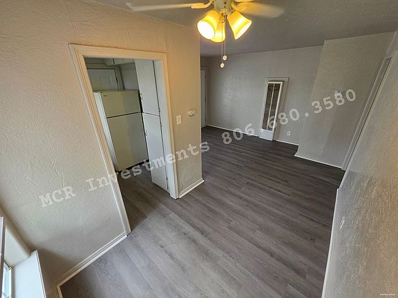 5th image of 1002 N Lake St #A