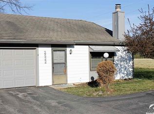 2522 W 24th Ter, Lawrence, KS 66047