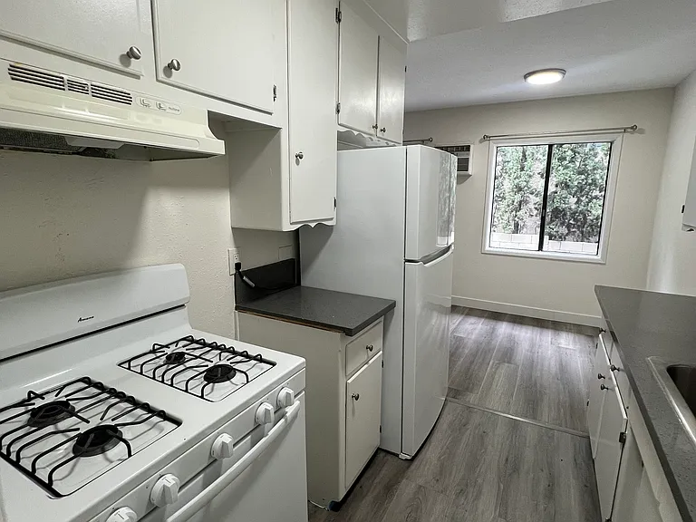 1812 Garfield Pl #1 — Photo 6