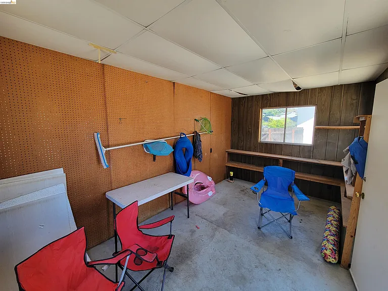 2210 Sierra Ct — Photo 30