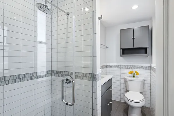 Sold by Compass | media 5